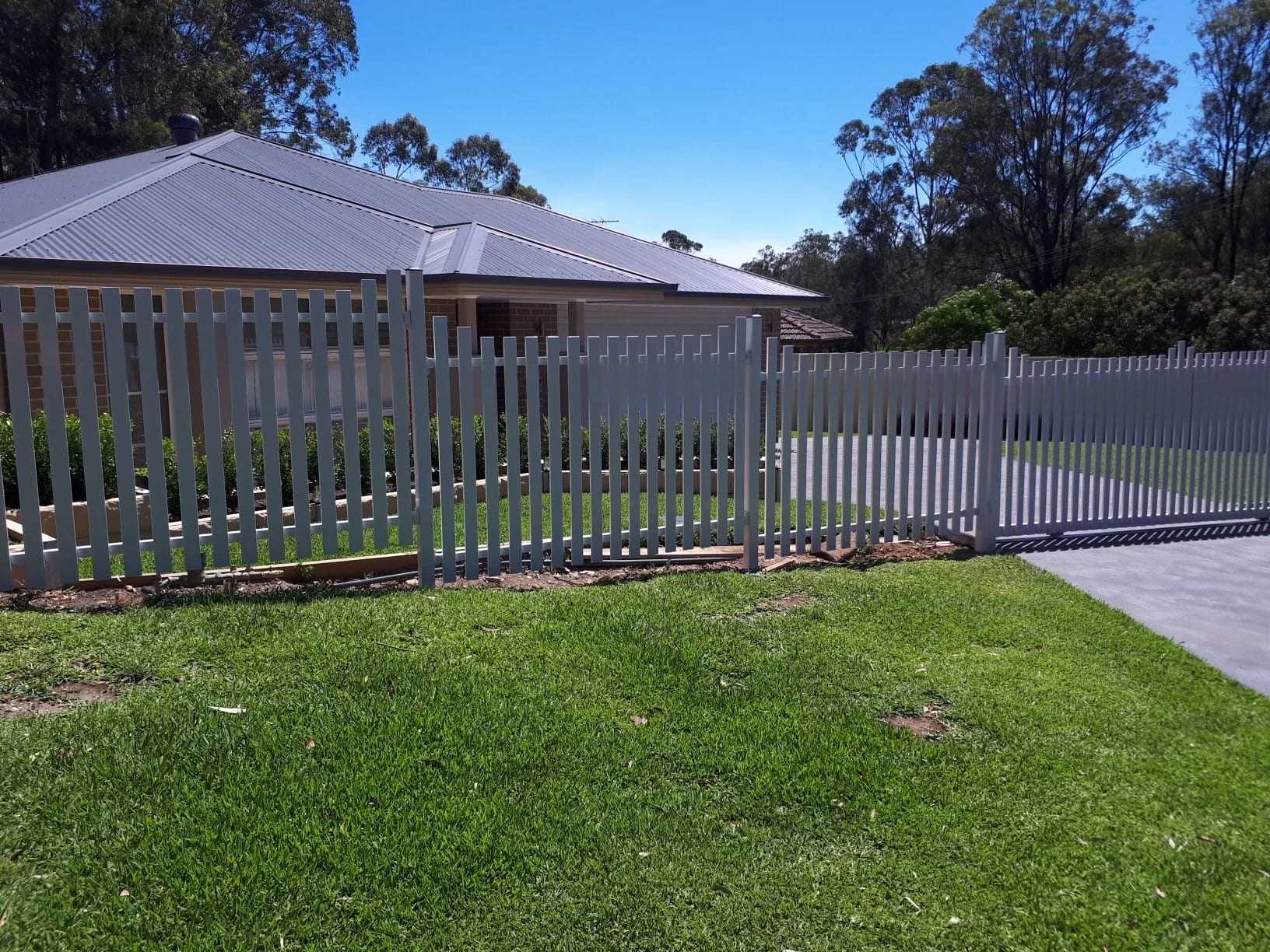 Boundary Fencing Fencing & Gate Centre Australia Wide!