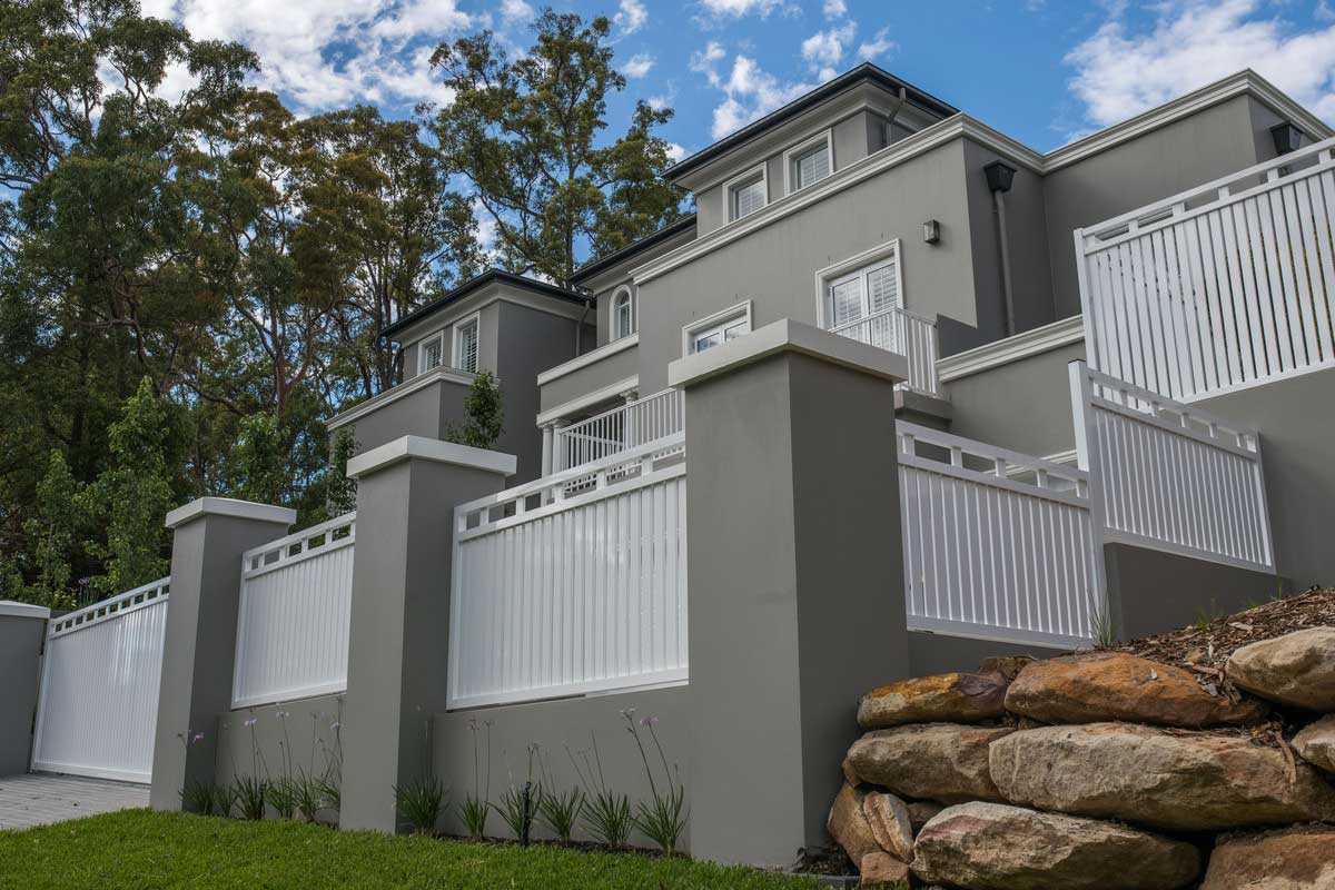 Hamptons Style Fencing! Fencing & Gate Centre! Australia Wide!